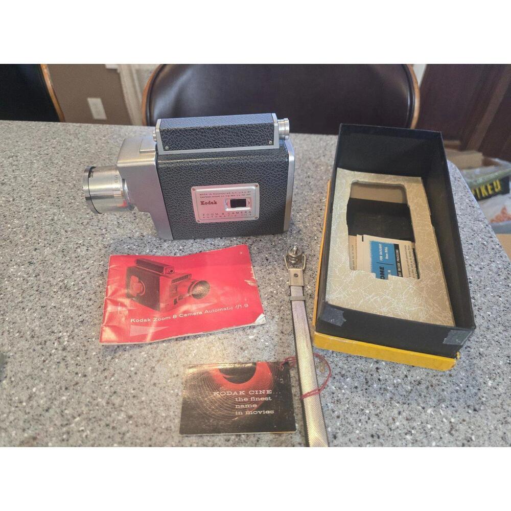 1960s Vintage Kodak Zoom 8 Camera with box!